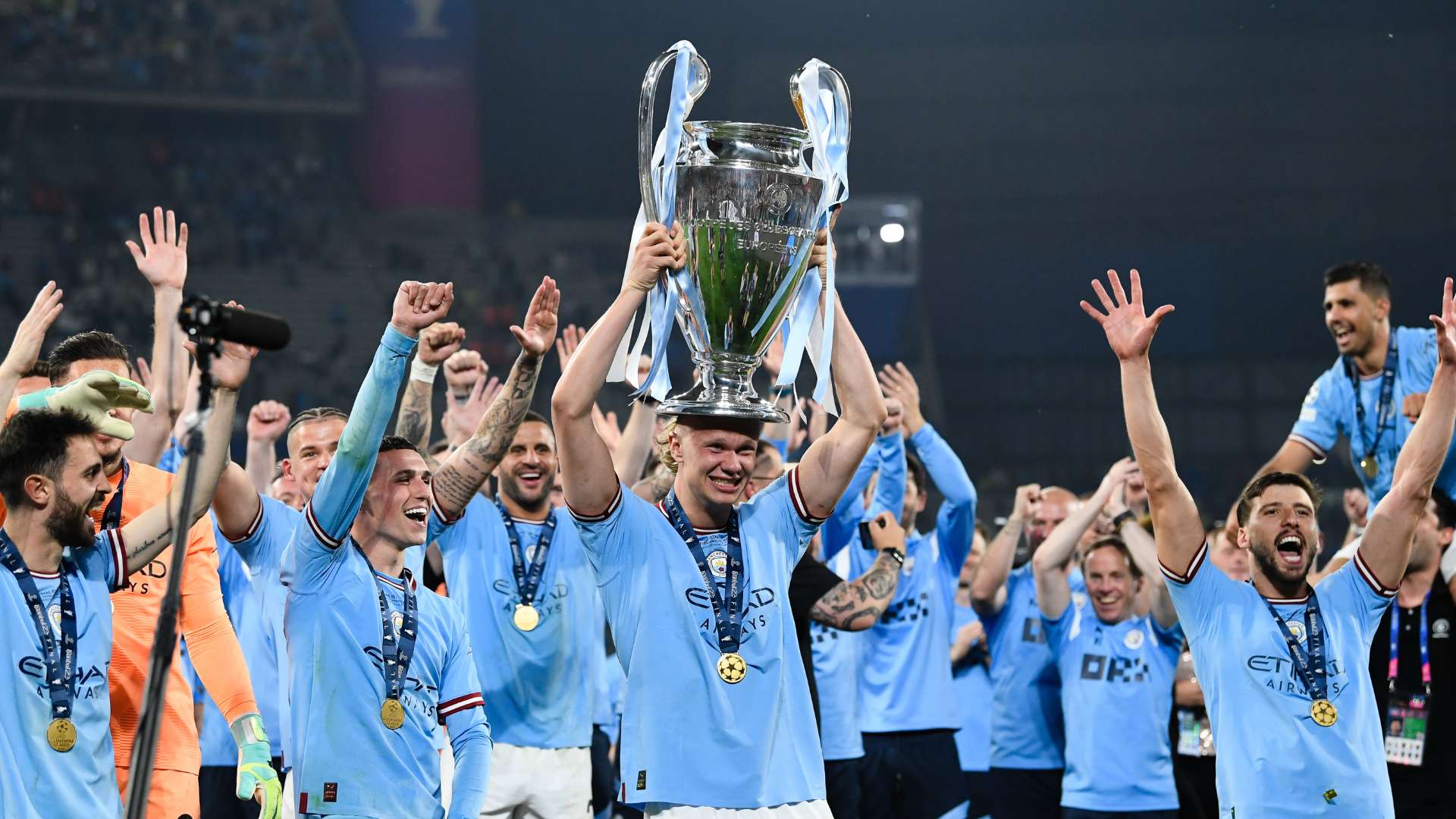 他作为一个 他作为一个